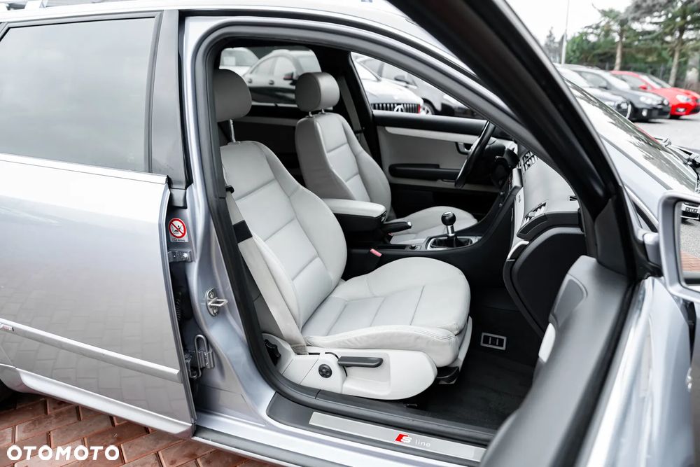Audi A4 Avant 1.8 T quattro - 27