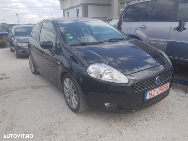 Dezmembrez  fiat grande punto sporting 1.4 16v 2007