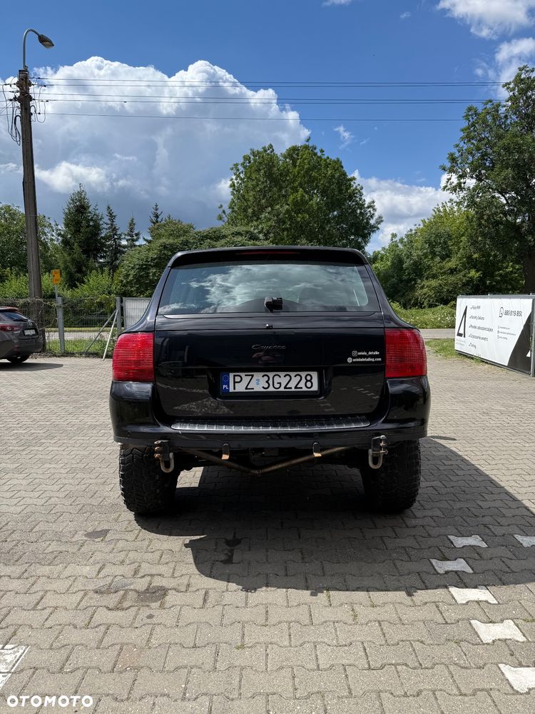 Porsche Cayenne - 5