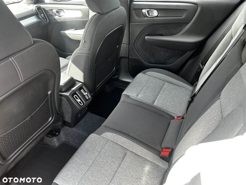 Volvo XC 40 - 15
