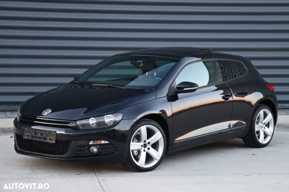 Volkswagen Scirocco 2.0 TDI DPF DSG - 1