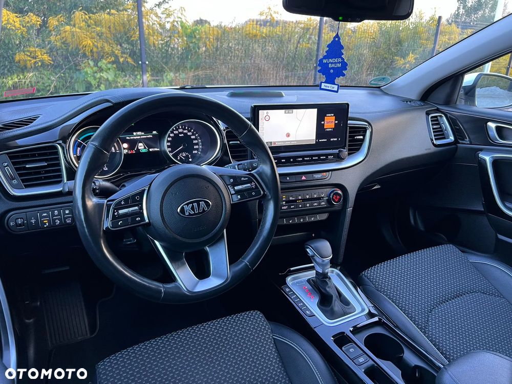 Kia Ceed SW 1.6 GDI DCT OPF Plug-in-Hybrid Spirit - 23
