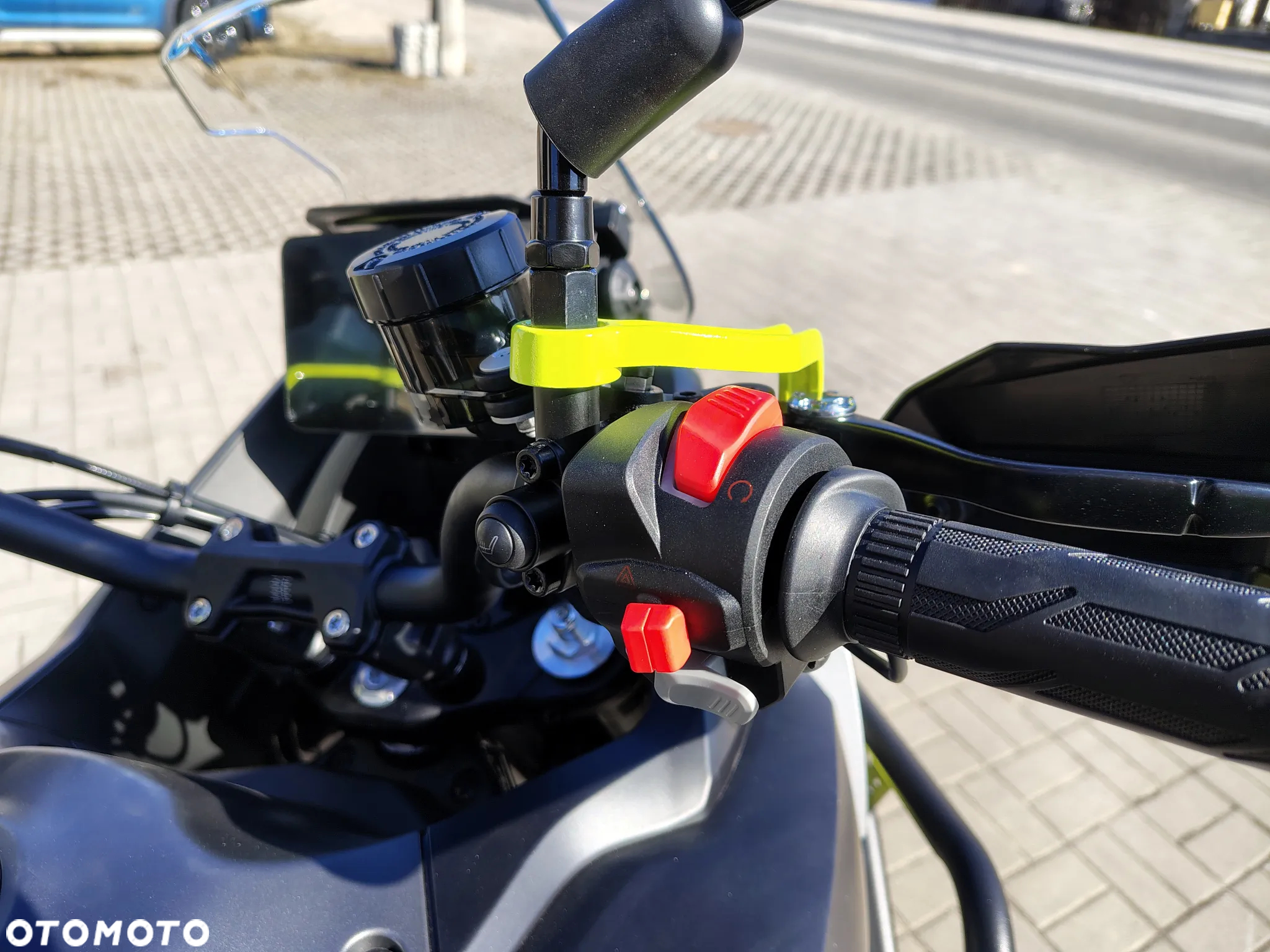 QJMOTOR SVT 650 - 16