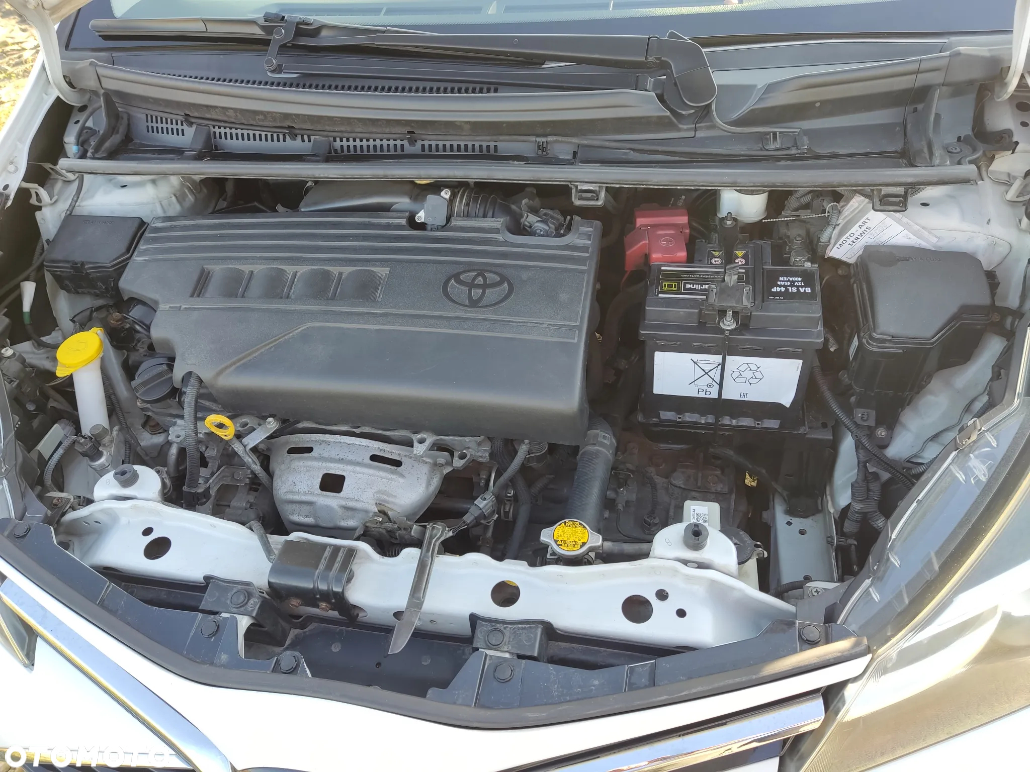Toyota Yaris 1.33 Prestige - 8