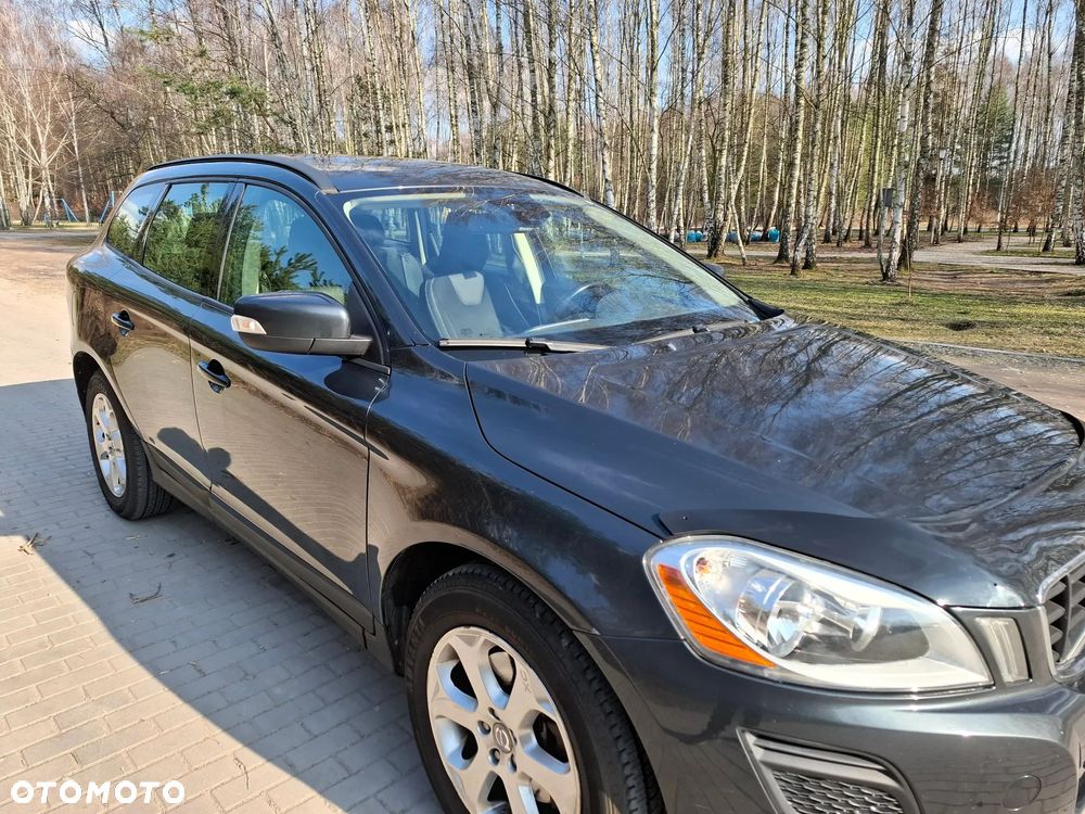 Volvo XC 60 3.2 AWD RDesign - 13