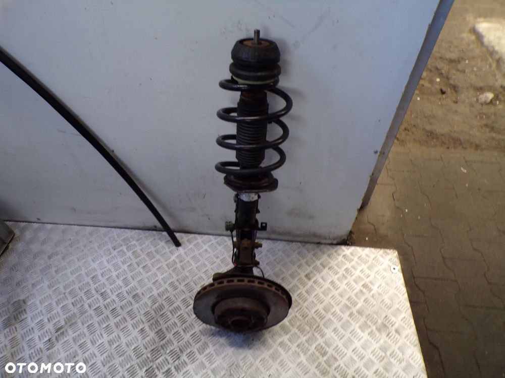 MACPHERSON LEWY PRAWY PRZÓD MERCEDES VITO W639 2.2 CDI - 4