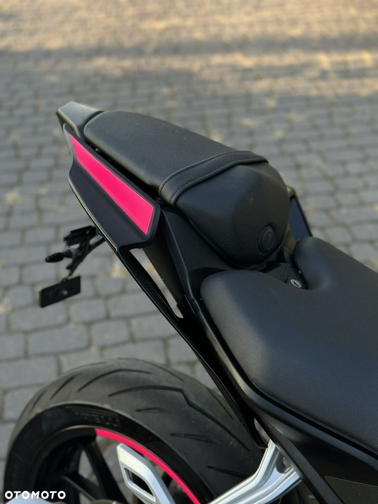 Yamaha R125 - 12