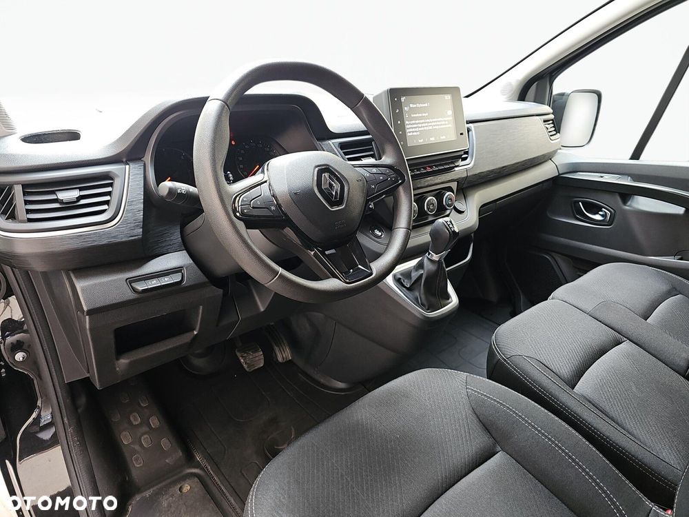 Renault Trafic - 13