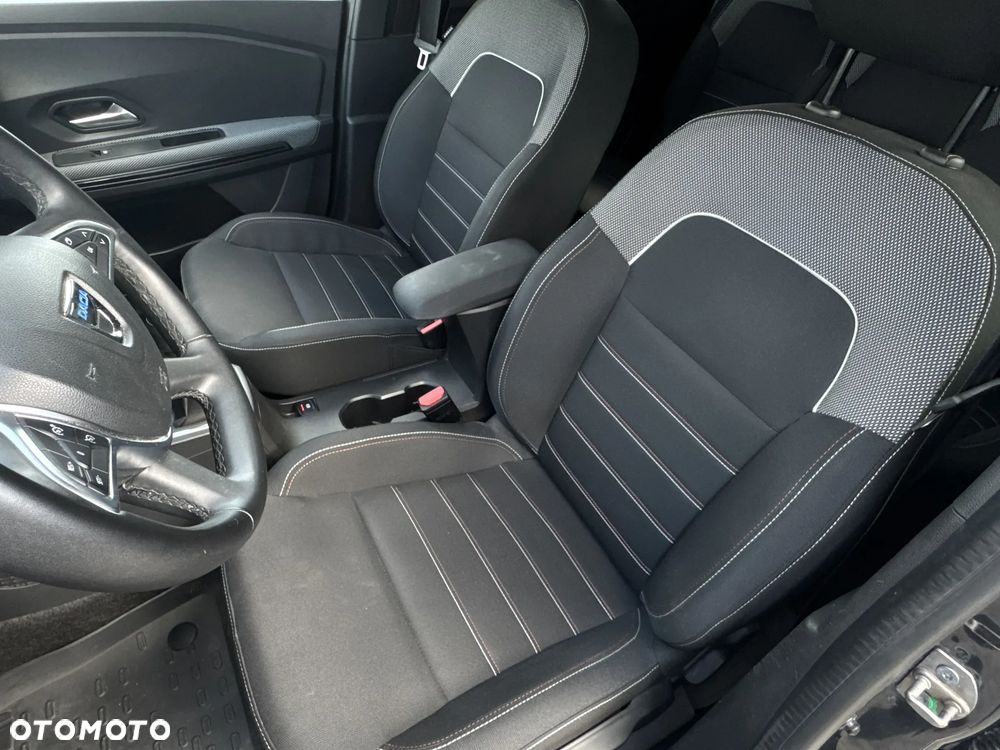 Dacia Jogger 1.0 TCe SL Extreme 7os - 10