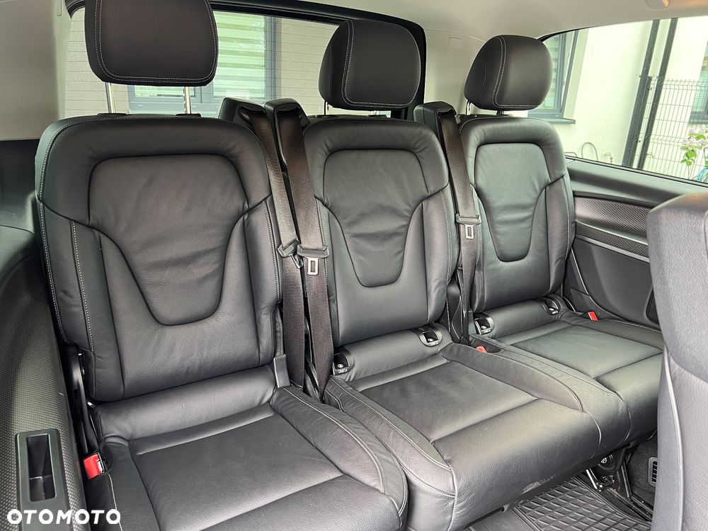 Mercedes-Benz Klasa V 300 d extralang 9G-TRONIC Avantgarde Edition 2020 - 24