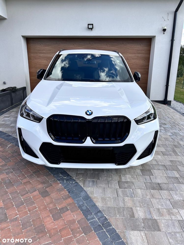 BMW X1 xDrive23i mHEV M Sport - 1