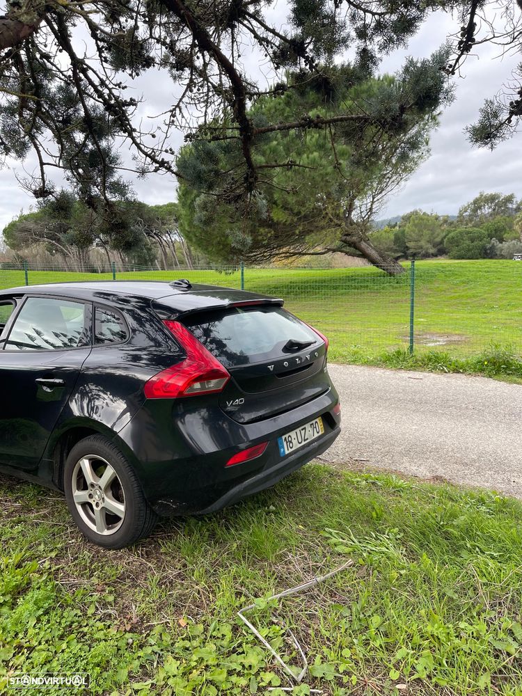 Volvo V40 D2 Momentum - 7