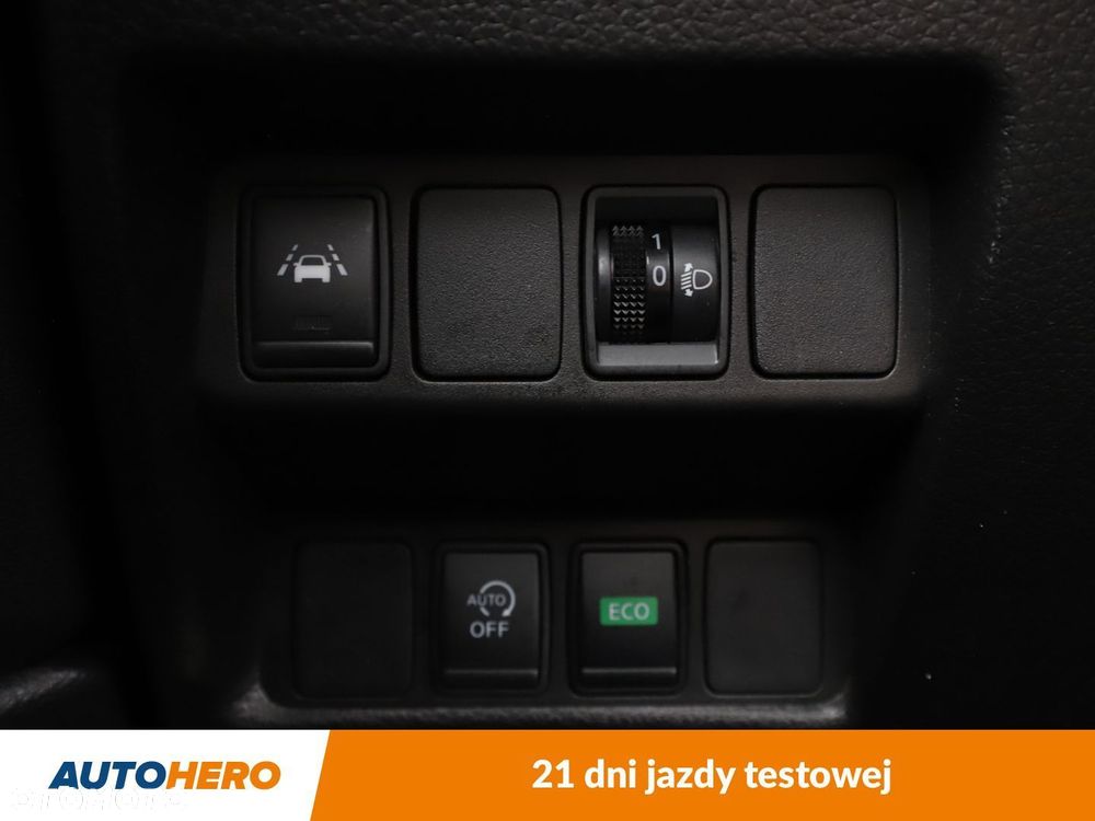 Nissan Qashqai - 28