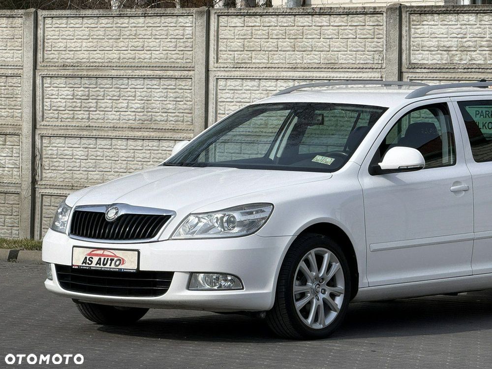 Skoda Octavia 1.4 TSI Elegance DSG - 25