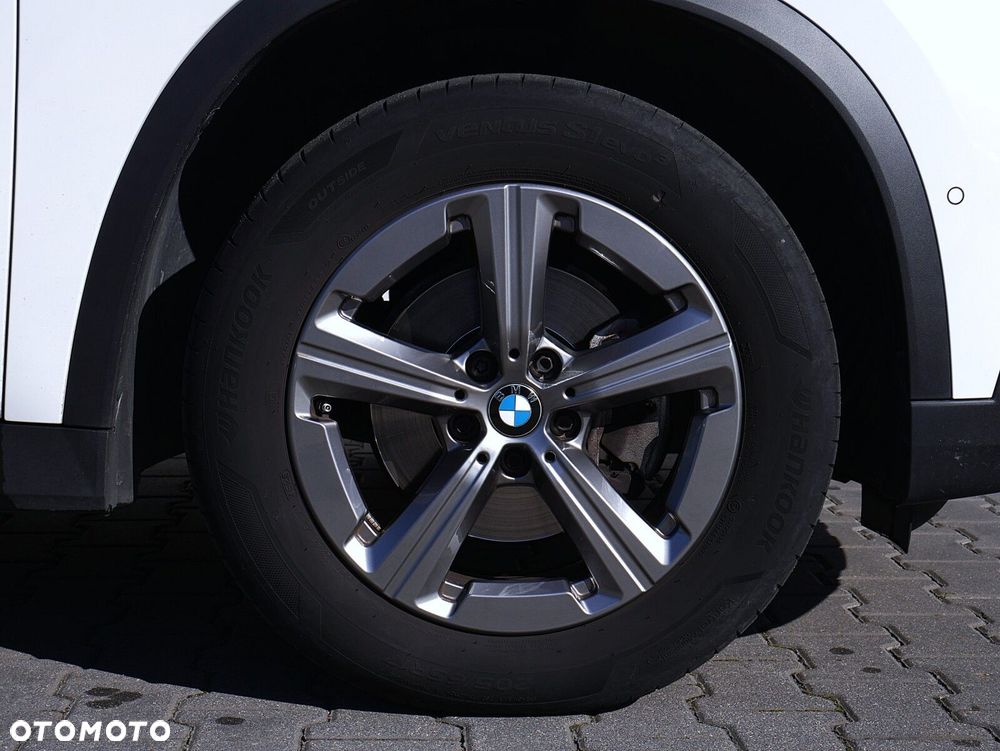 BMW X1 sDrive18i - 28