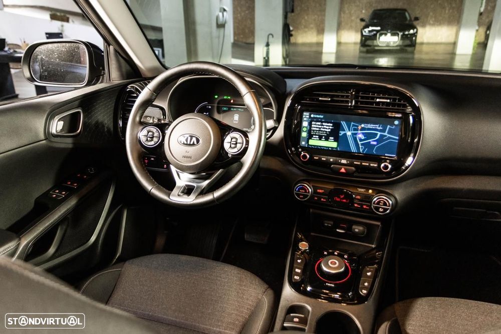 Kia e-Soul Vision - 17