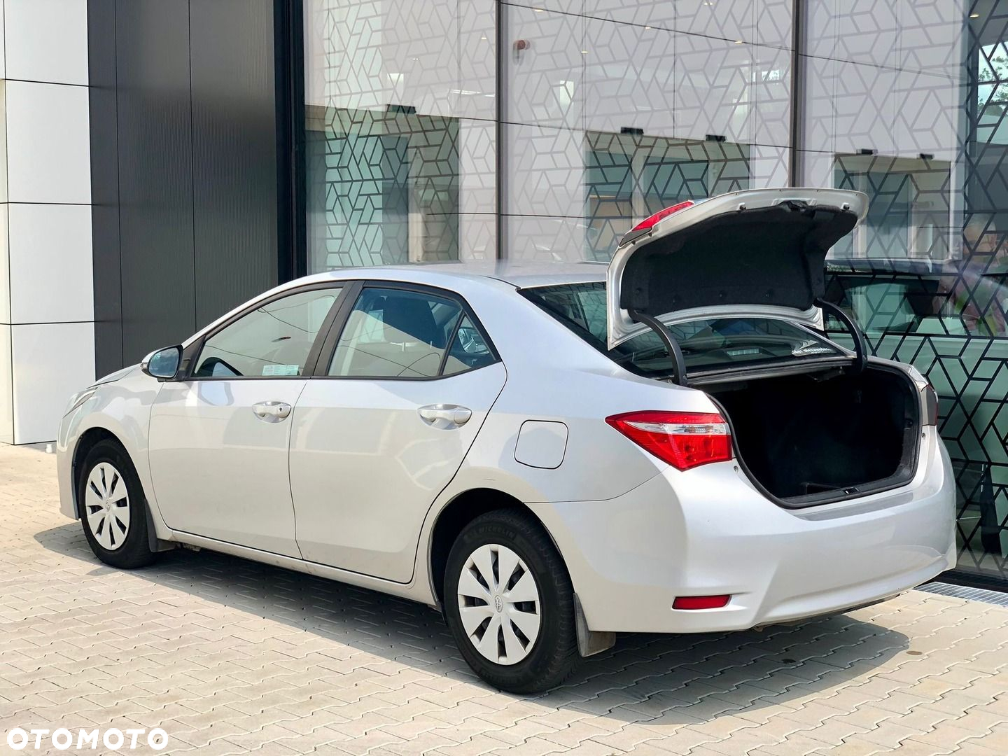 Toyota Corolla - 28