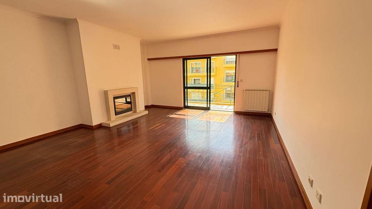 Apartamento T2 com estacionamento, Carcavelos, Cascais - Grande imagem: 4/35