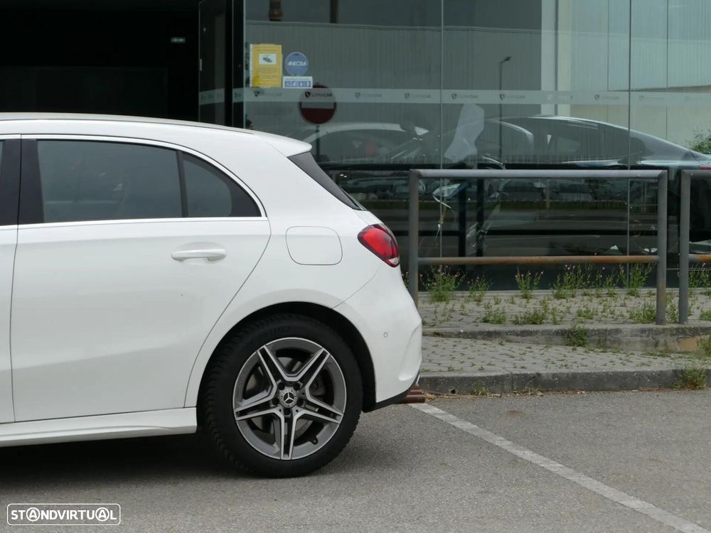 Mercedes-Benz A 250 e AMG Line - 17