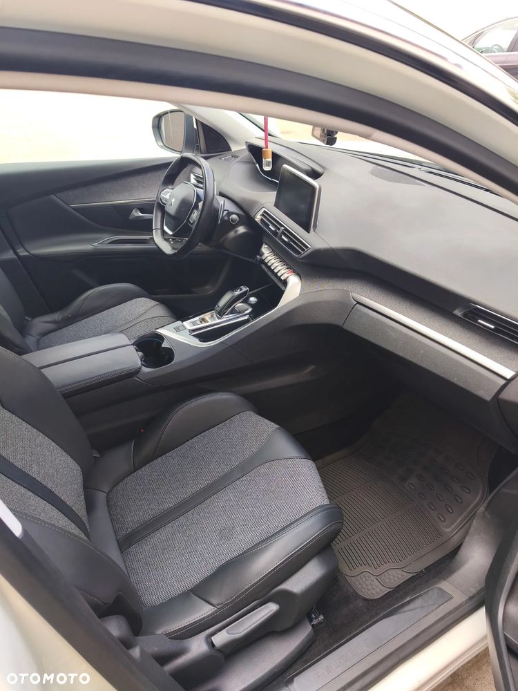 Peugeot 3008 - 6
