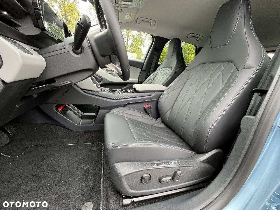 Ford Explorer - 21