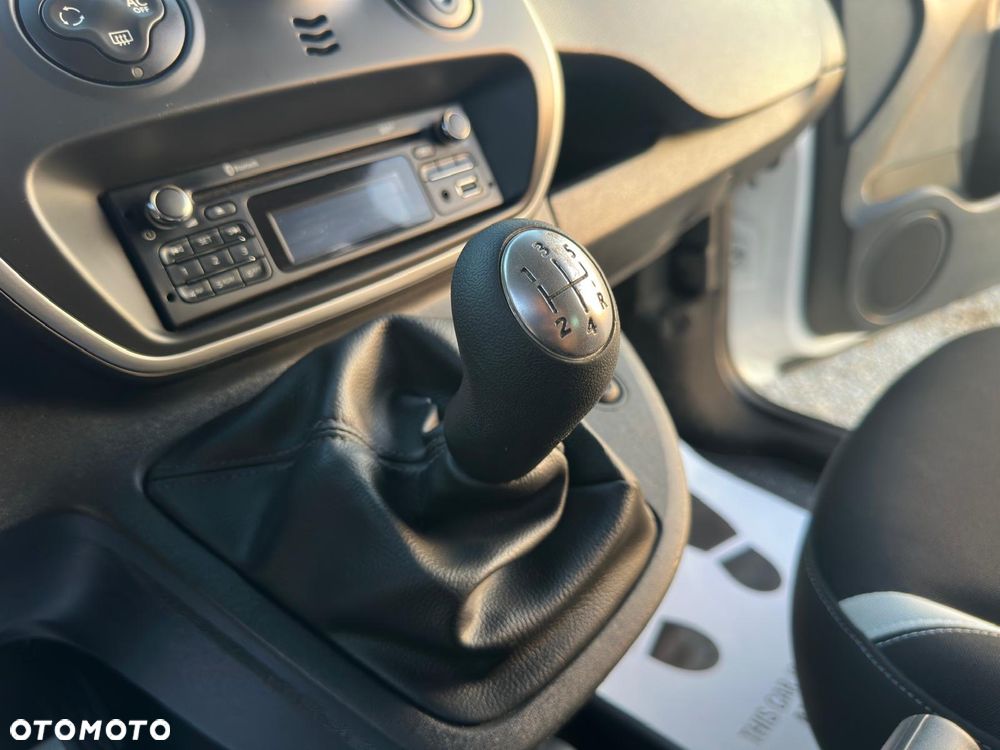 Renault Kangoo dCi 90 FAP LIMITED - 21
