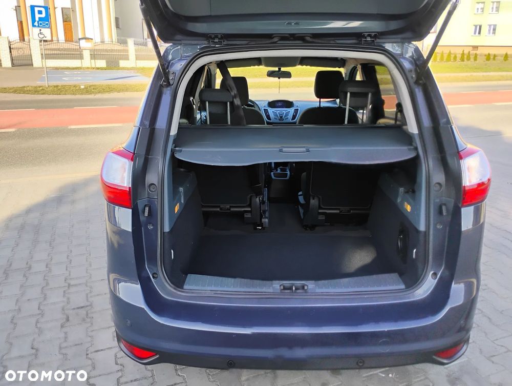 Ford Grand C-MAX 2.0 TDCi Champions Edition - 13