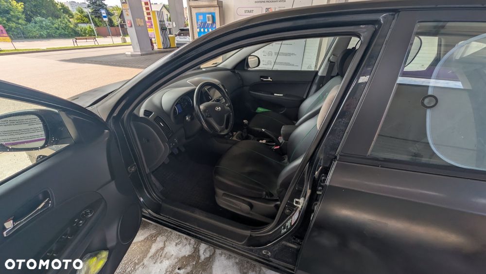 Hyundai i30 1.6 blue Comfort - 1