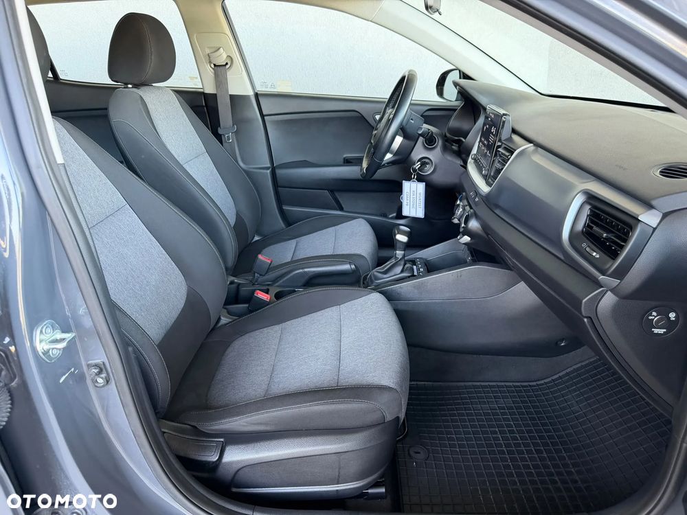 Kia Stonic 1.0 T-GDI M DCT - 11