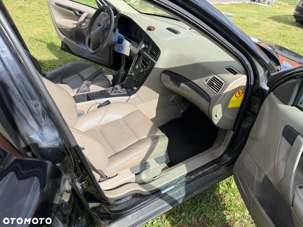 Volvo V70 2.4D5 - 11