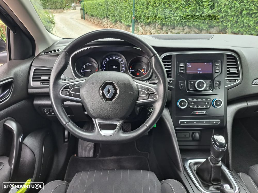 Renault Mégane TCe 140 GPF LIMITED - 20