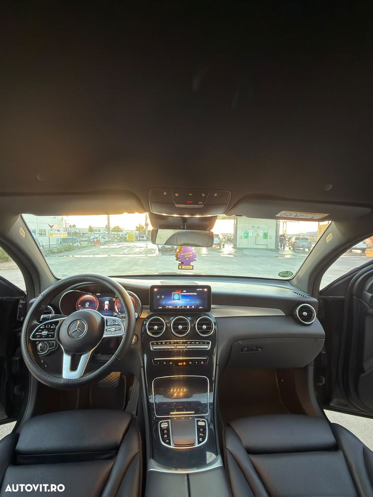 MERCEDES-BENZ GLC 2022 — imagine 8