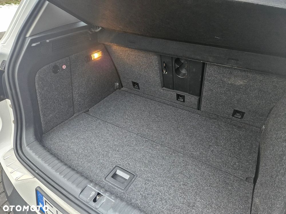 Volkswagen Tiguan - 27