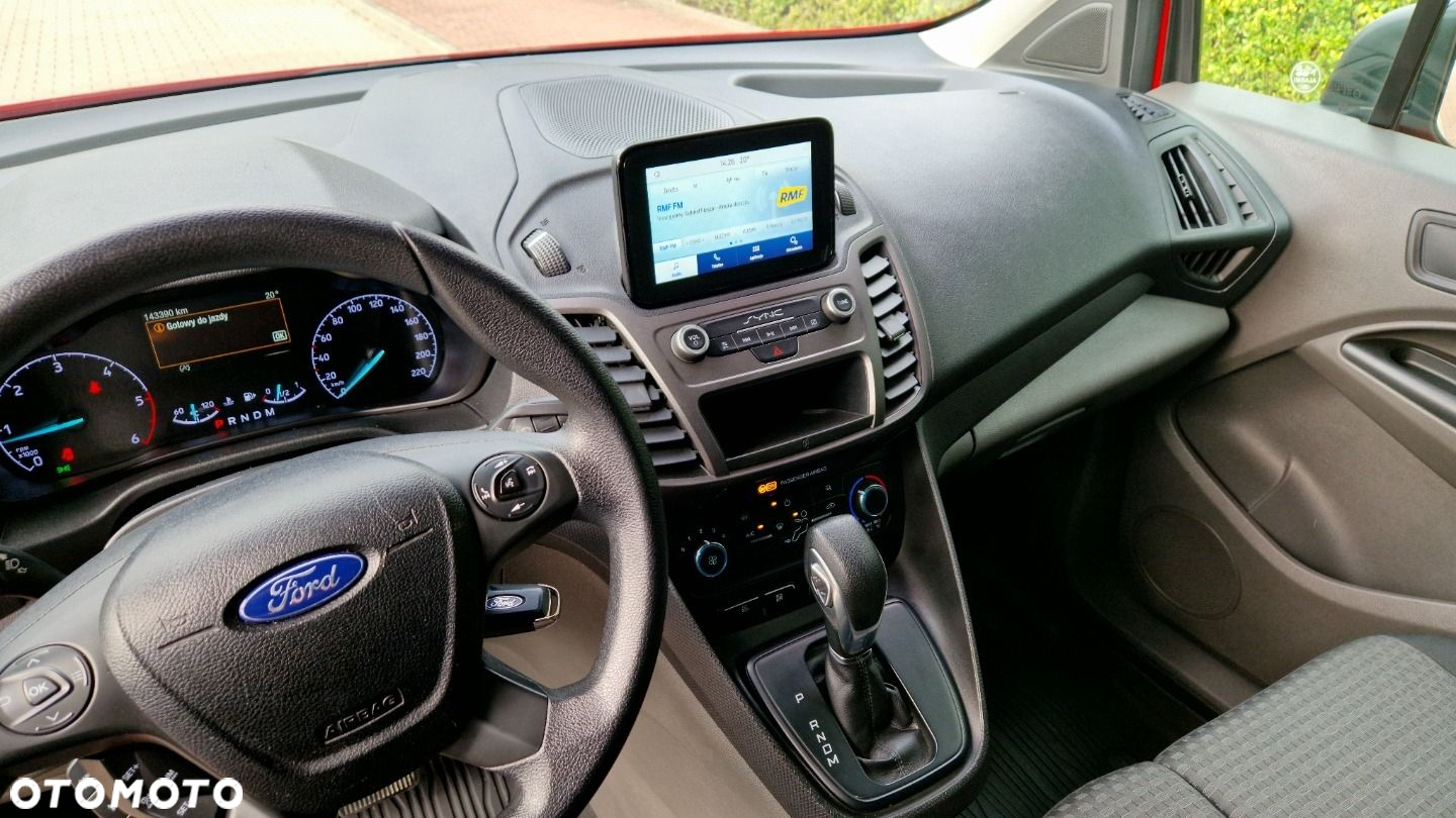 Ford Transit Conect - 9