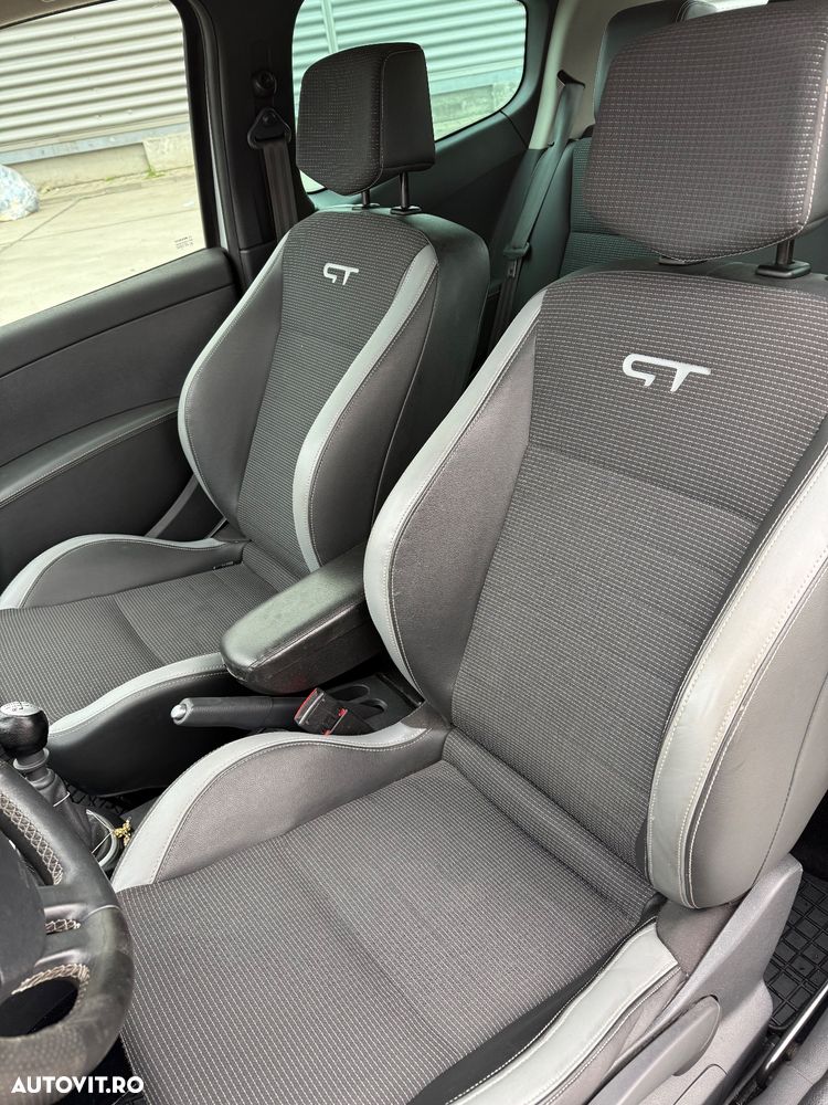 Renault Clio 1.6 16V 130 GT - 8