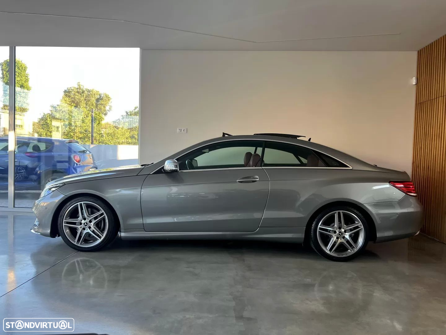 Mercedes-Benz E 220 CDI Coupe 7G-TRONIC - 39