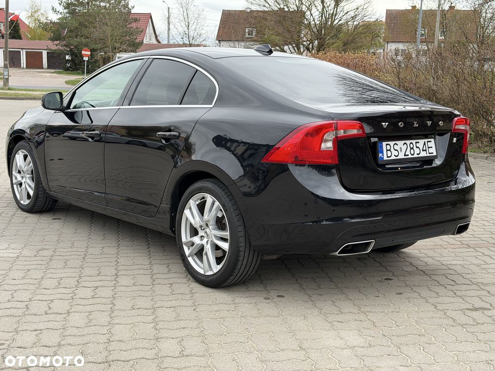 Volvo S60 - 4