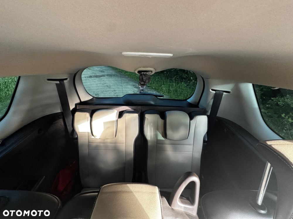 Renault Scenic - 12