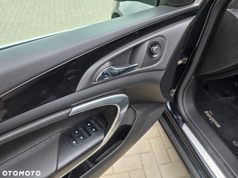 Opel Insignia - 19