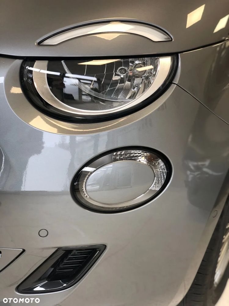 Fiat 500e - 8