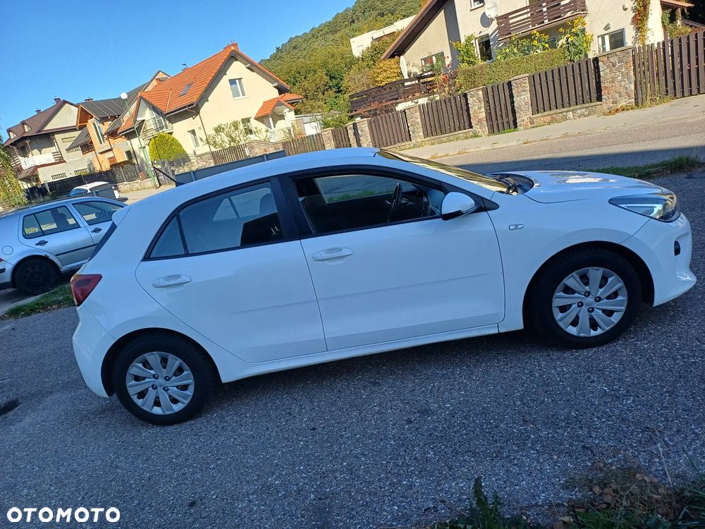 Kia Rio 1.2 M - 4