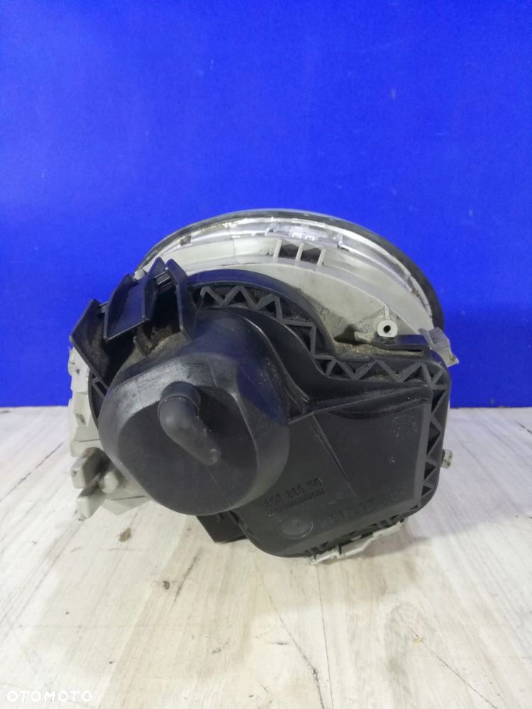 VW New Beetle lampa reflektor prawa przód 98/05 - 2
