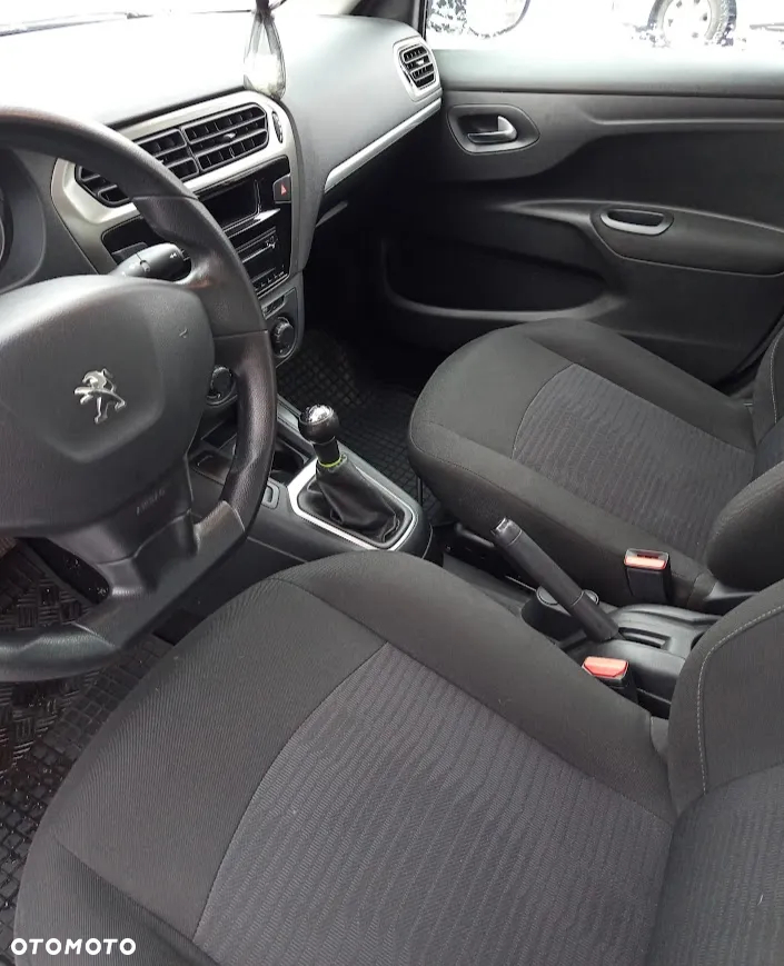 Peugeot 301 1.2 VTi/Pure Tech Active - 6