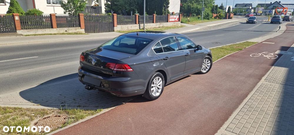 Volkswagen Passat 2.0 TDI SCR Comfortline DSG - 3