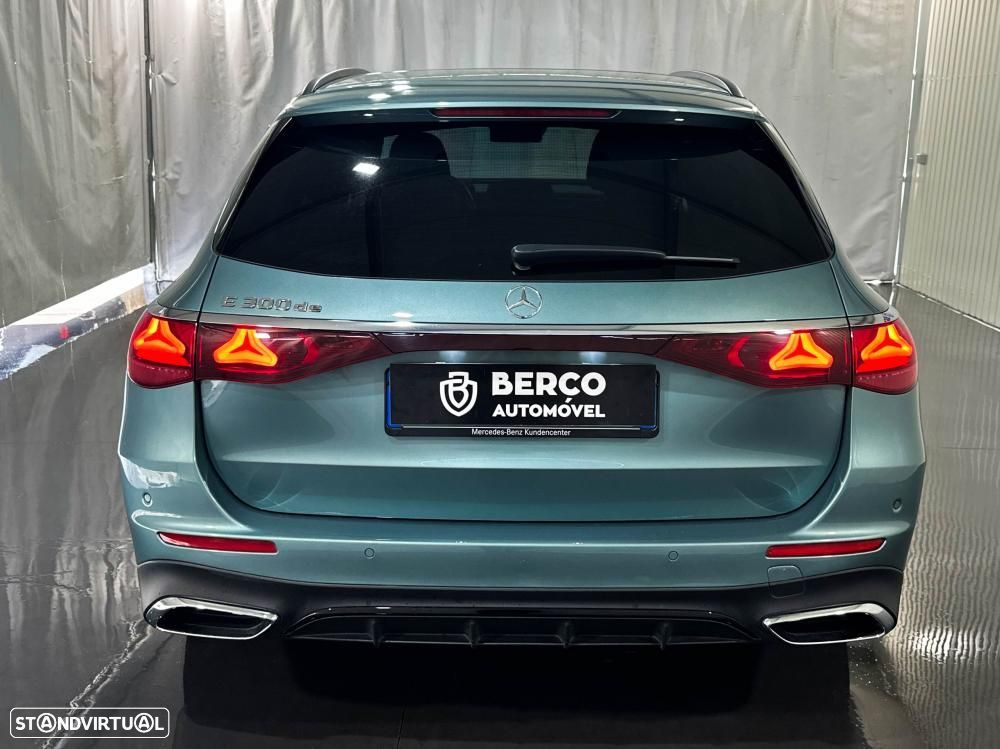 Mercedes-Benz E 300 de 4Matic 9G-TRONIC AMG Line - 5