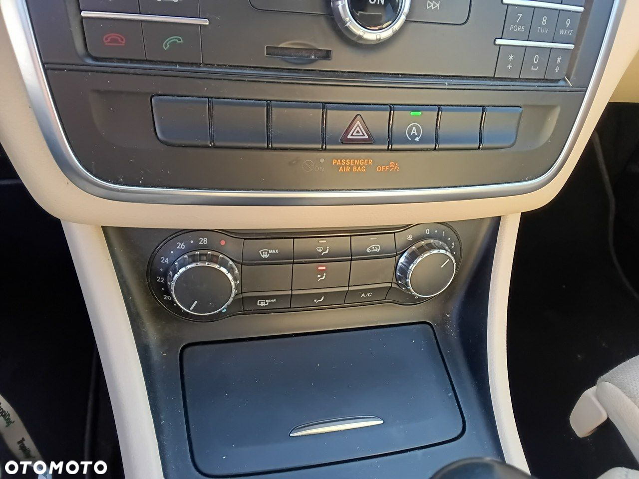 Mercedes-Benz GLA - 20