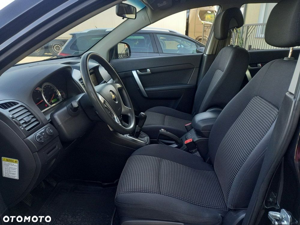 Chevrolet Captiva 2.0 d LS 5os - 26