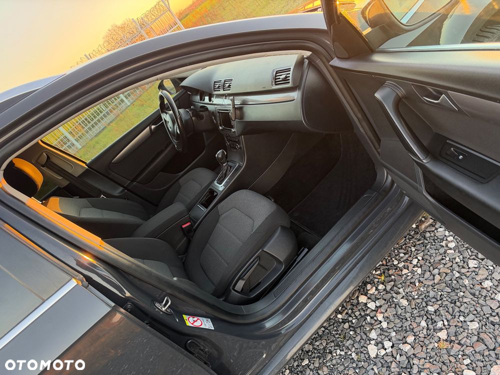 Volkswagen Passat Variant 1.4 TSI BMT Comfortline DSG - 22