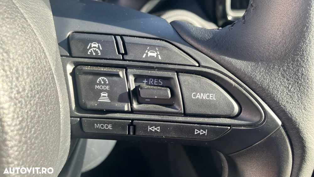 Toyota Yaris Cross 1.5 VVT-i HSD 4x2 Dynamic - 12