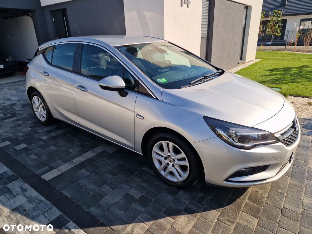 Opel Astra V 1.4 T Enjoy - 1